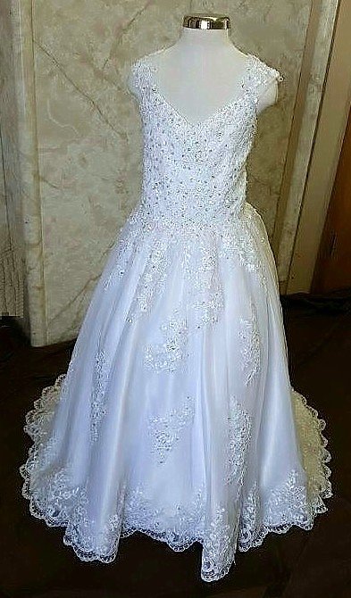 white lace flower girl dress